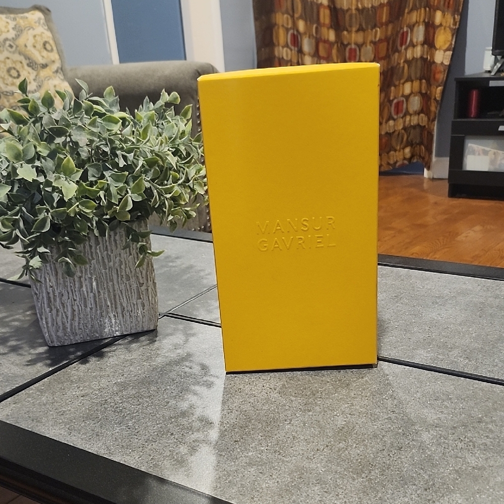 Mansur Gavriel Vibrant Yellow Box